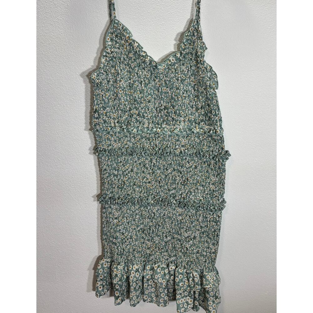 She + Sky Smocked Daisy Mini Dress Green Floral Ruffle Hem Womens L